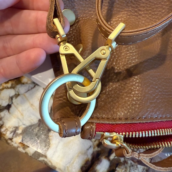 Hammit Kyle Crossbody Bag - Picture 8 of 11